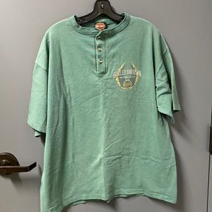 Mens Harley-Davidson shirt. XL